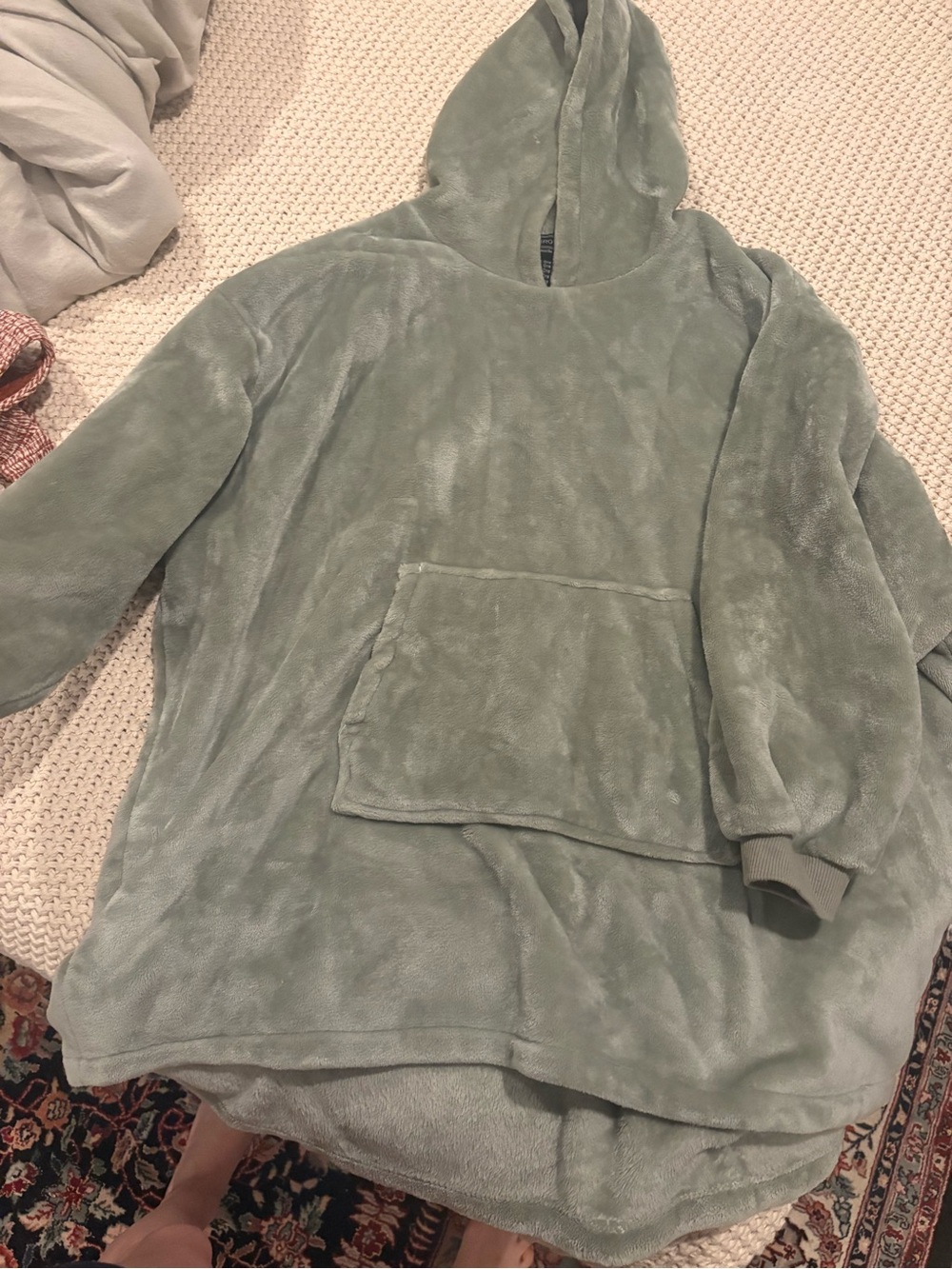 New Throwzy Plush Oversized Hooded Lounge Pullover in Sage Green
